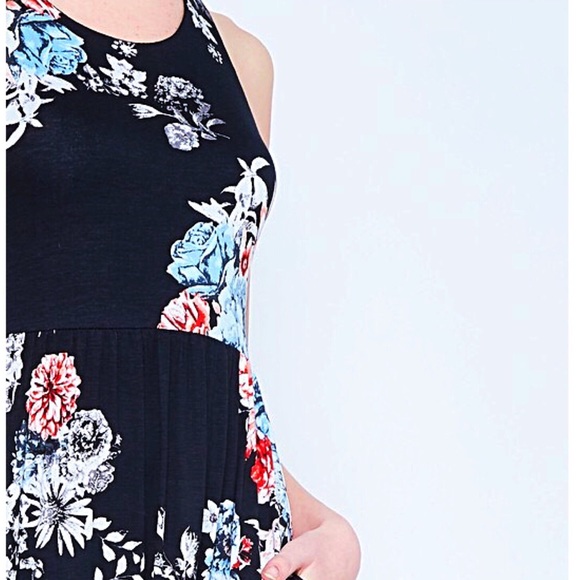 Black Floral Maxi Dress - Picture 3 of 3